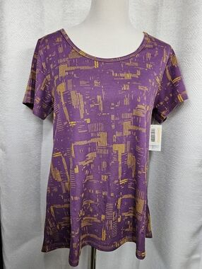 LuLaRoe Classic Tee Shirt Large Purple